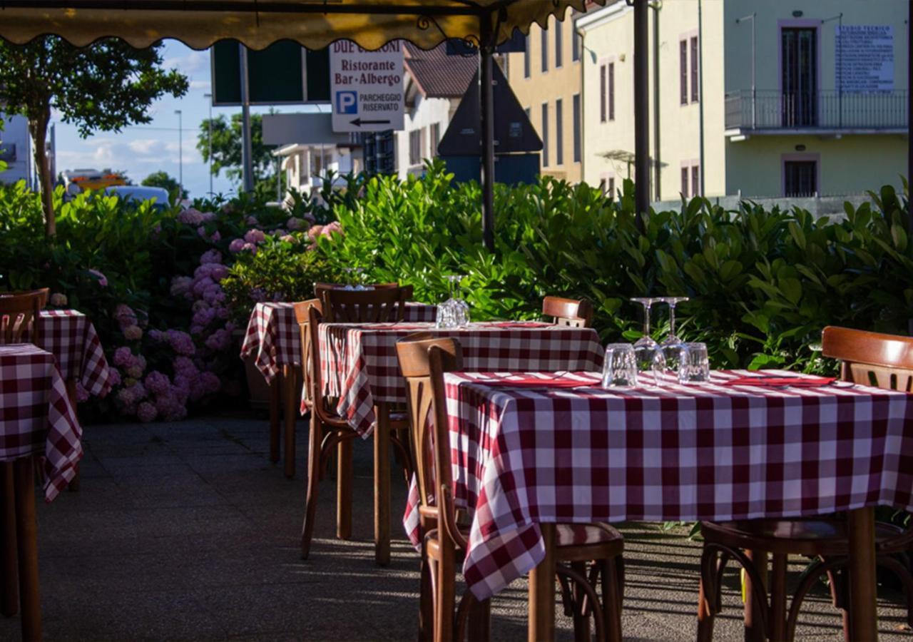 Trattoria Due Citroni Hotel Casalgrasso Exterior photo